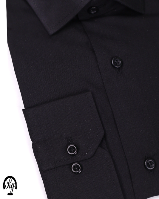 قميص اسود كلاسيك