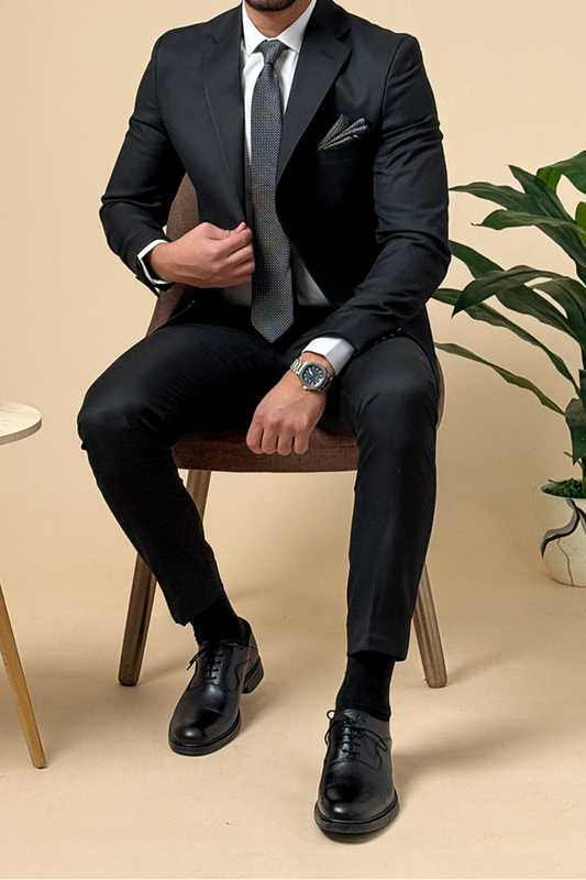 Golden Suit - Black