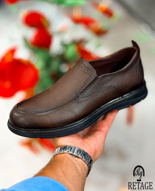Classic shoes without laces