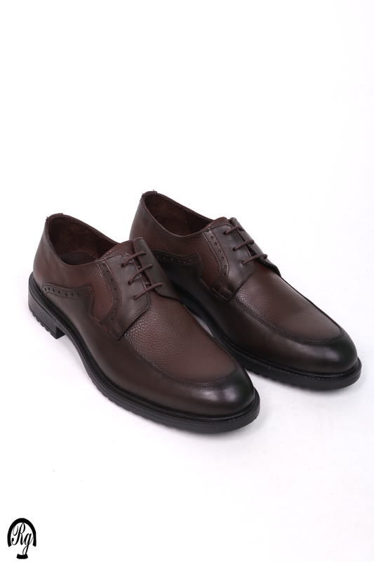 Classic shoes brown