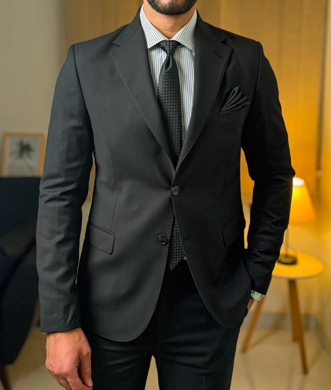 suit-black