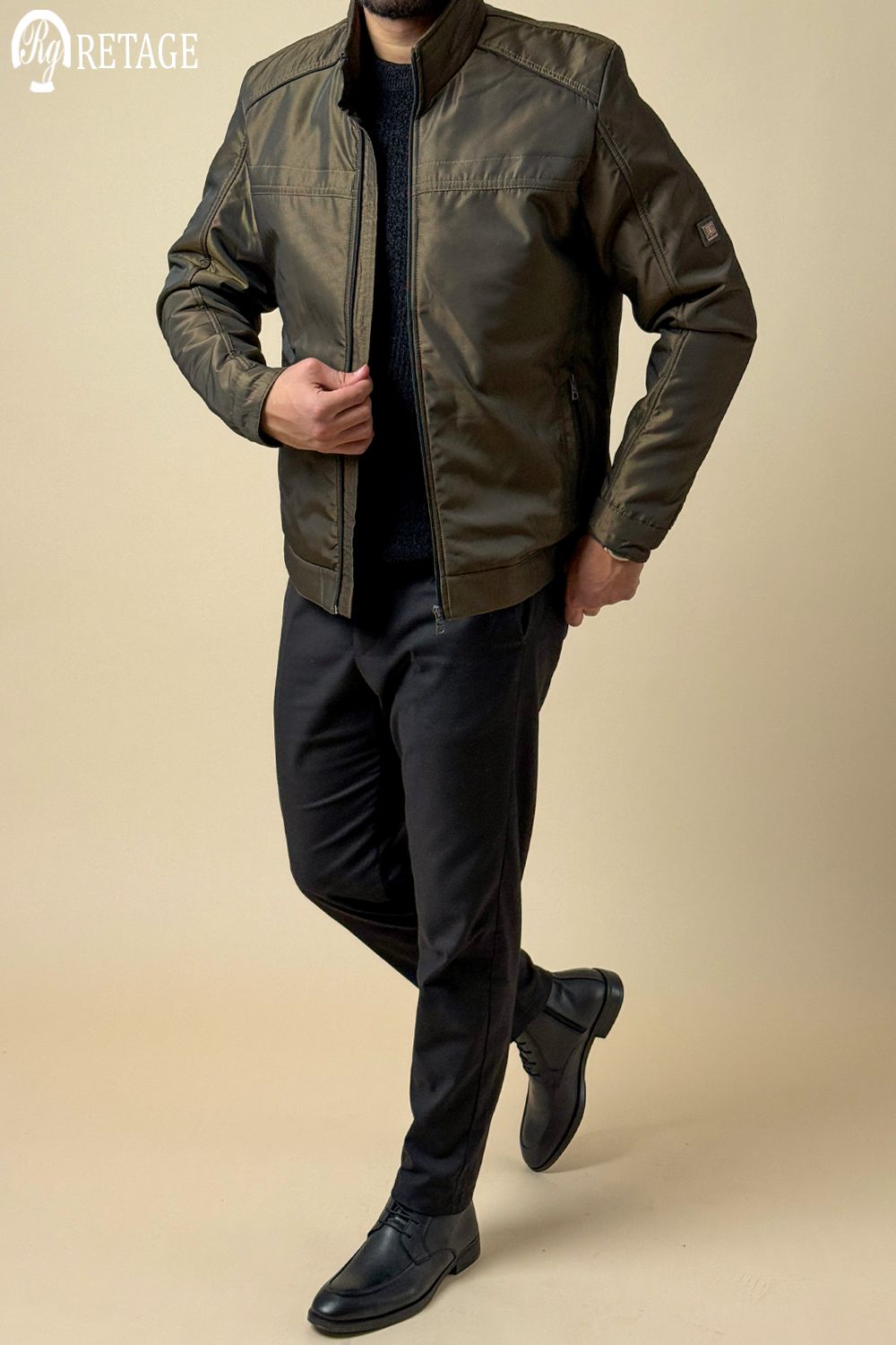 جاكت وتر بروف عسلي 